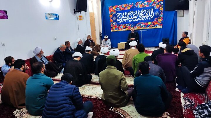 تصاویر/حضور فرماندار شهرستان خمین در مدرسه علمیه امام خمینی (س)شهرستان خمین