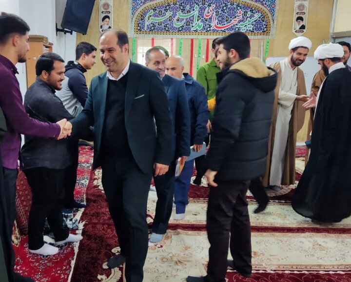 تصاویر/حضور فرماندار شهرستان خمین در مدرسه علمیه امام خمینی (س)شهرستان خمین