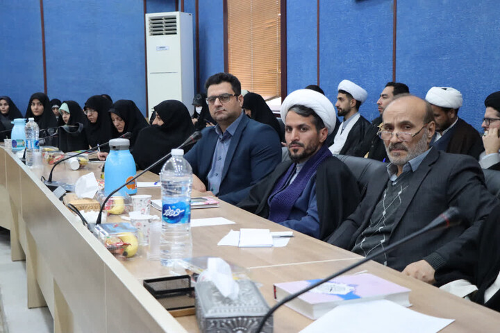 تصاویر | نشست همفکری و هم افزایی جهادگران تبیین استان زنجان