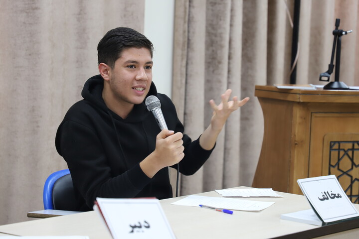 تصاویر/برگزاری جلسه کرسی آزاد اندیشی در حوزه علمیه خاتم الانبیاء سنندج