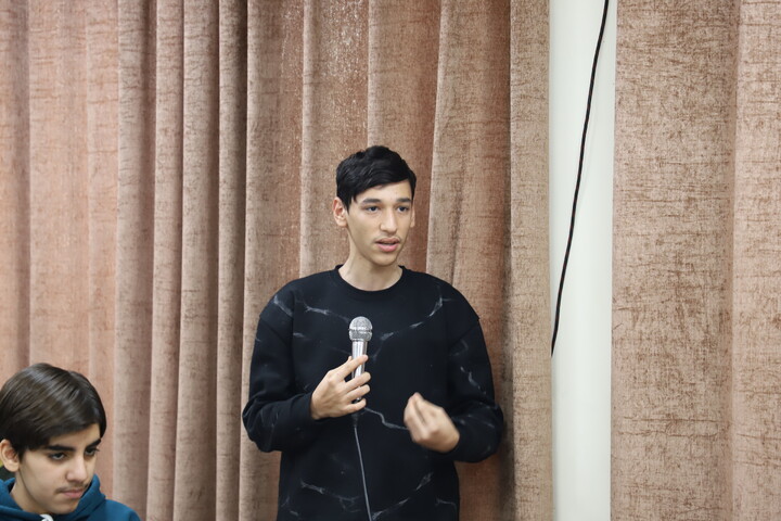 تصاویر/برگزاری جلسه کرسی آزاد اندیشی در حوزه علمیه خاتم الانبیاء سنندج