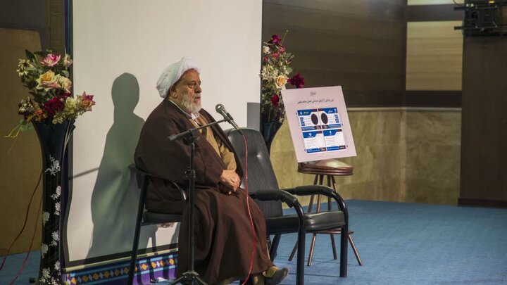 تصاویر/ نشست جامعه مبلغین با سخنرانی استاد انصاریان