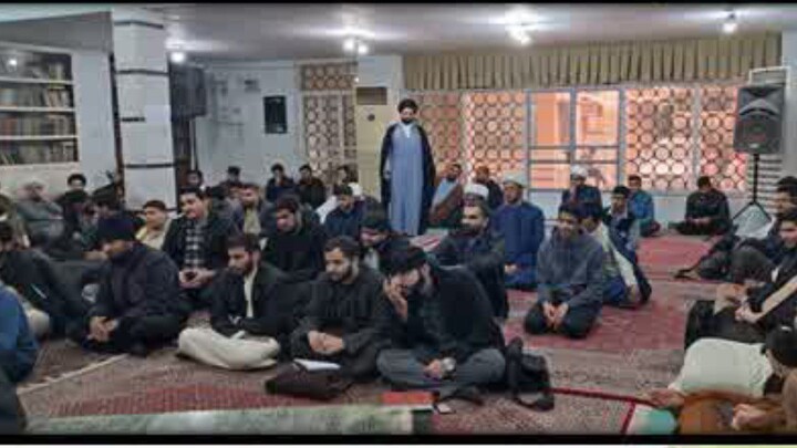 تصاویر/درس اخلاق طلاب در مدرسه علمیه آبادان