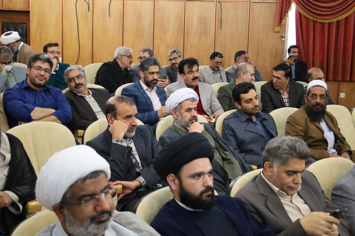 تصاویر/ مراسم هفته وحدت  حوزه و دانشگاه در زاهدان