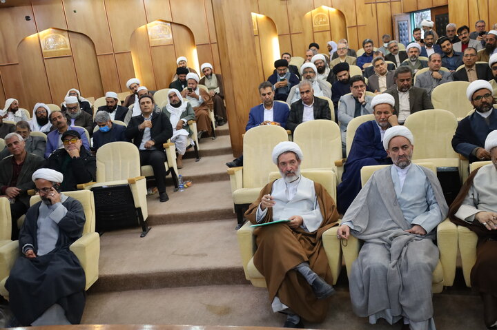 تصاویر/ مراسم هفته وحدت  حوزه و دانشگاه در زاهدان