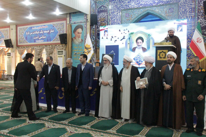 تصاویر/ تجلیل از برگزیدگان کنگره علامه بلادی بوشهری(ره)