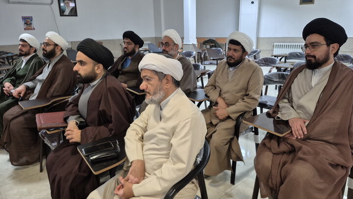 تصاویر/ نشست کارگاهی ارزیابان مقالات مدارس علمیه منطقه کاشان