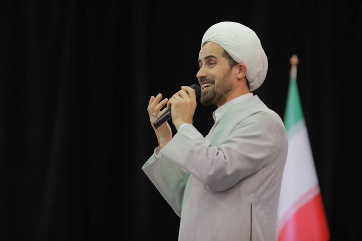 تصاویر/تقدیر ۴۰۰ دانش‌آموز کاشانی در اختتامیه پویش «پیک فاطمی»؛