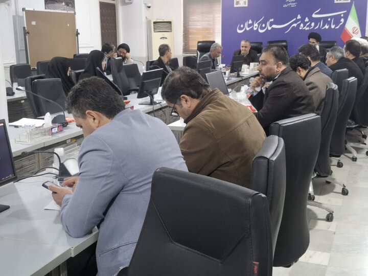 تصاویر/ جلسه توسعه کارگروه فرهنگ ایثار و شهادت کاشان