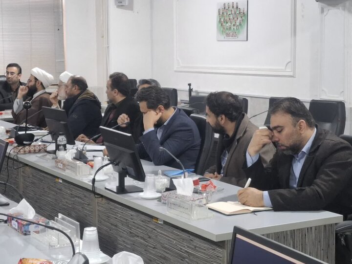 تصاویر/ جلسه توسعه کارگروه فرهنگ ایثار و شهادت کاشان