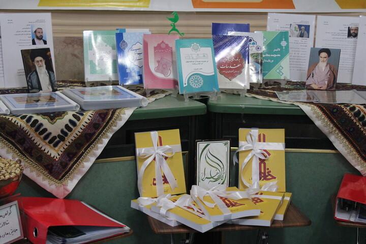 تصاویر/ نمایشگاه دستاوردهای پژوهشی مدارس علمیه استان کرمان