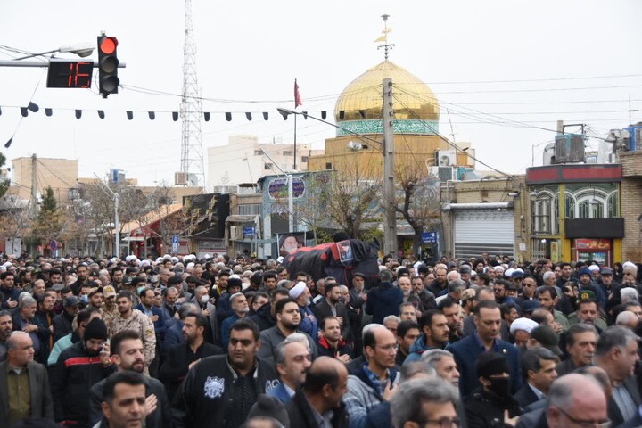 تصاویر/ مراسم تشییع پیکر آیت‌الله سید محمد شاهچراغی در شهرستان دامغان