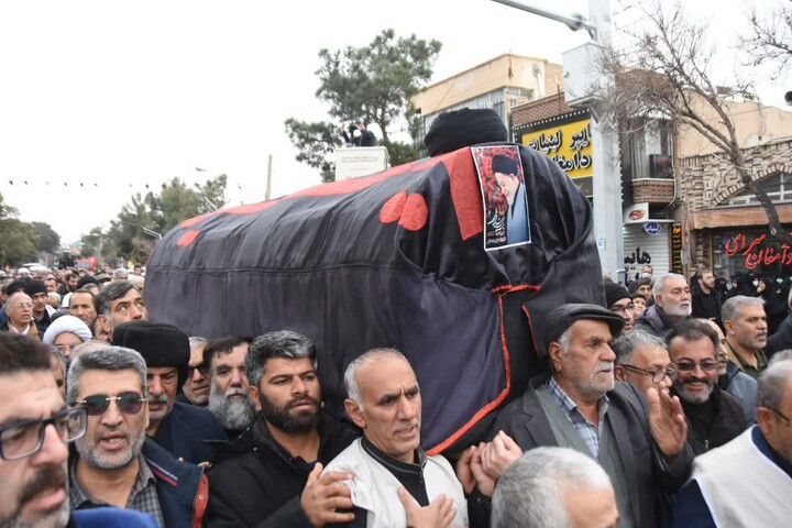 تصاویر/ مراسم تشییع پیکر آیت‌الله سید محمد شاهچراغی در شهرستان دامغان