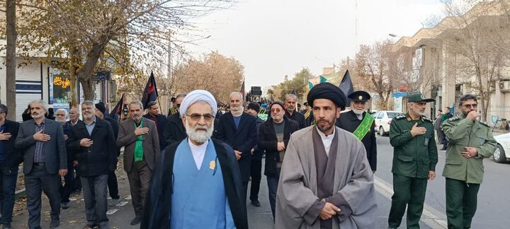 فیلم/گوشه‌ای ازچاووشِ عزای ۲۷جمادی الثانی سالروز شهادت علی‌بن‌امام‌محمدباقر(ع) در کاشان