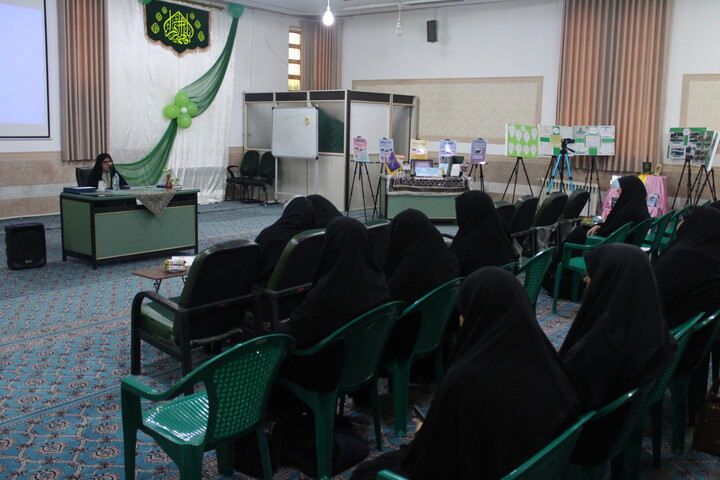 مدیر حوزه علمیه خواهران‌ استان کرمان