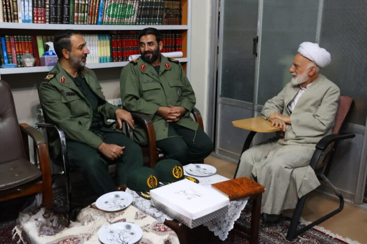 تصاویر/ دیدار مسئول بسیج اصناف کشور با نماینده ولی فقیه در استان مرکزی