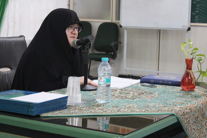 تصاویر/ آیین بزرگداشت هفته پژوهش به میزبانی حوزه‌ علمیه خواهران استان کرمان