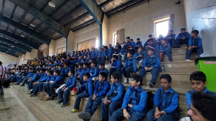 تصاویر/ اجتماع دانش‌آموزان کاشانی در«سوگ خورشید»