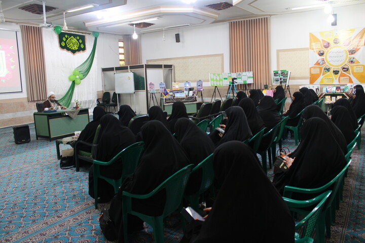 تصاویر/ آیین بزرگداشت هفته پژوهش به میزبانی حوزه‌ علمیه خواهران استان کرمان