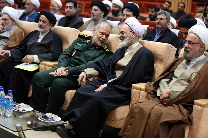 تصاویر/ آیین گرامیداشت هفته پژوهش و فناوری بنیاد بین المللی علوم وحیانی اسراء