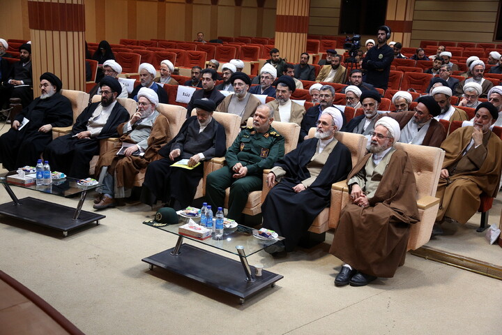 تصاویر/ آیین گرامیداشت هفته پژوهش و فناوری بنیاد بین المللی علوم وحیانی اسراء