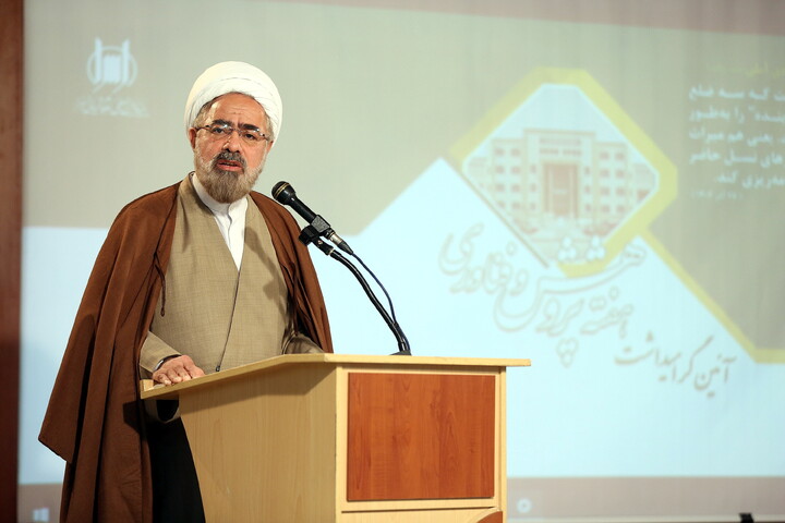 تصاویر/ آیین گرامیداشت هفته پژوهش و فناوری بنیاد بین المللی علوم وحیانی اسراء