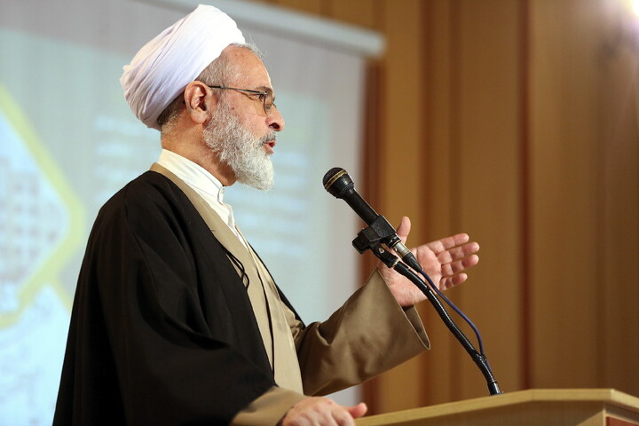 تصاویر/ آیین گرامیداشت هفته پژوهش و فناوری بنیاد بین المللی علوم وحیانی اسراء