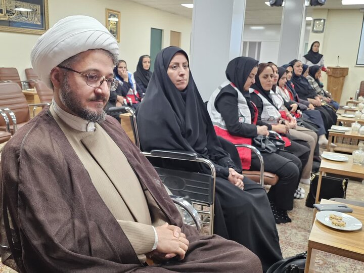 تصاویر/دیدار بانوان جمعیت هلال احمر کردستان به مناسبت روز زن، با حجت‌الاسلام والمسلمین پورذهبی