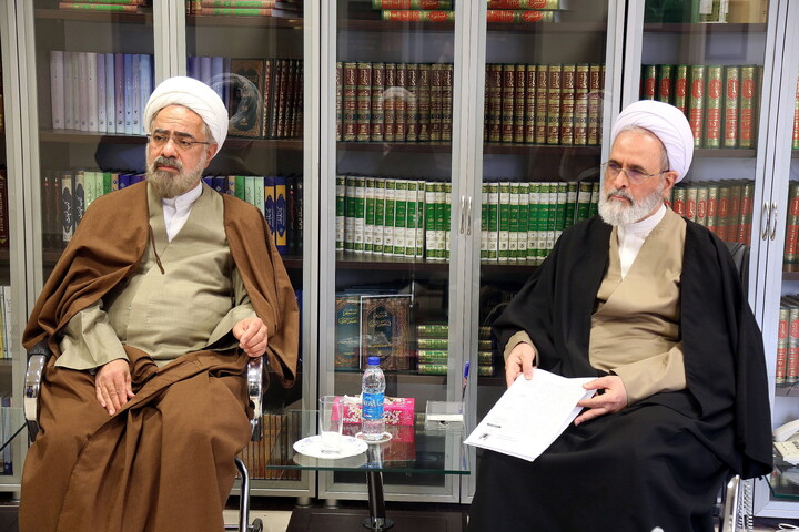 تصاویر/ نشست مدیر حوزه های علمیه با مدیر بنیاد بین المللی علوم وحیانی اسراء