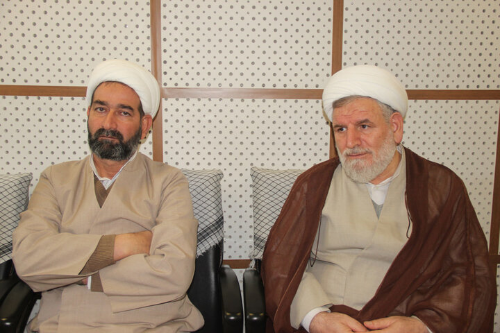 تصاویر / جلسه شور ای بسیج حوزه علمیه قزوین برگزارشد