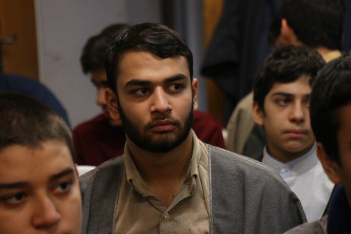 آیین اختتامیه جشنواره علامه حلی مدرسه علمیه محمودیه با حضور معاون پژوهش حوزه علمیه استان کرمان، اساتید و طلاب و ارائه مقالات پژوهشی طلاب منتخب.
