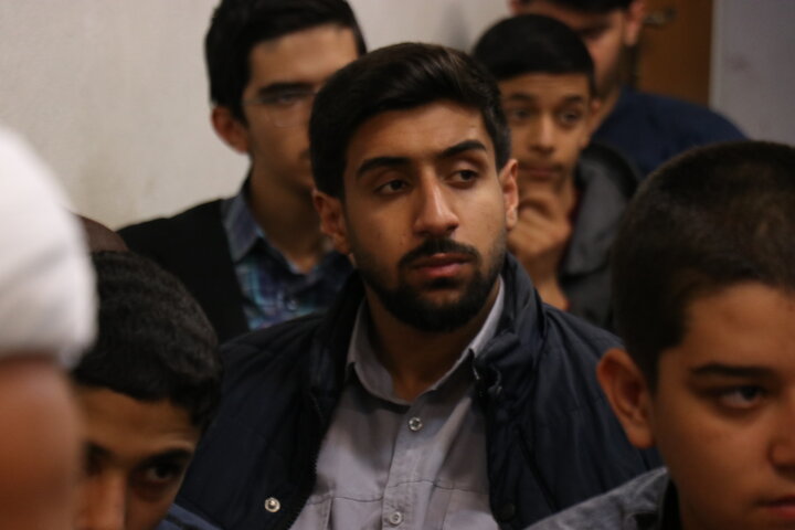 آیین اختتامیه جشنواره علامه حلی مدرسه علمیه محمودیه با حضور معاون پژوهش حوزه علمیه استان کرمان، اساتید و طلاب و ارائه مقالات پژوهشی طلاب منتخب.
