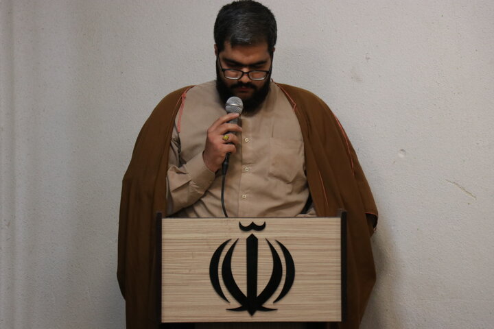 آیین اختتامیه جشنواره علامه حلی مدرسه علمیه محمودیه با حضور معاون پژوهش حوزه علمیه استان کرمان، اساتید و طلاب و ارائه مقالات پژوهشی طلاب منتخب.
