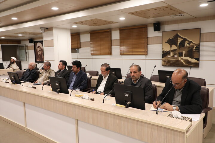 نشست علمی و هم‌اندیشی حوزه و دانشگاه به مناسبت روز وحدت حوزه و دانشگاه در دانشگاه شهید باهنر کرمان با حضور مسئولان و اساتید حوزوی و دانشگاهی.