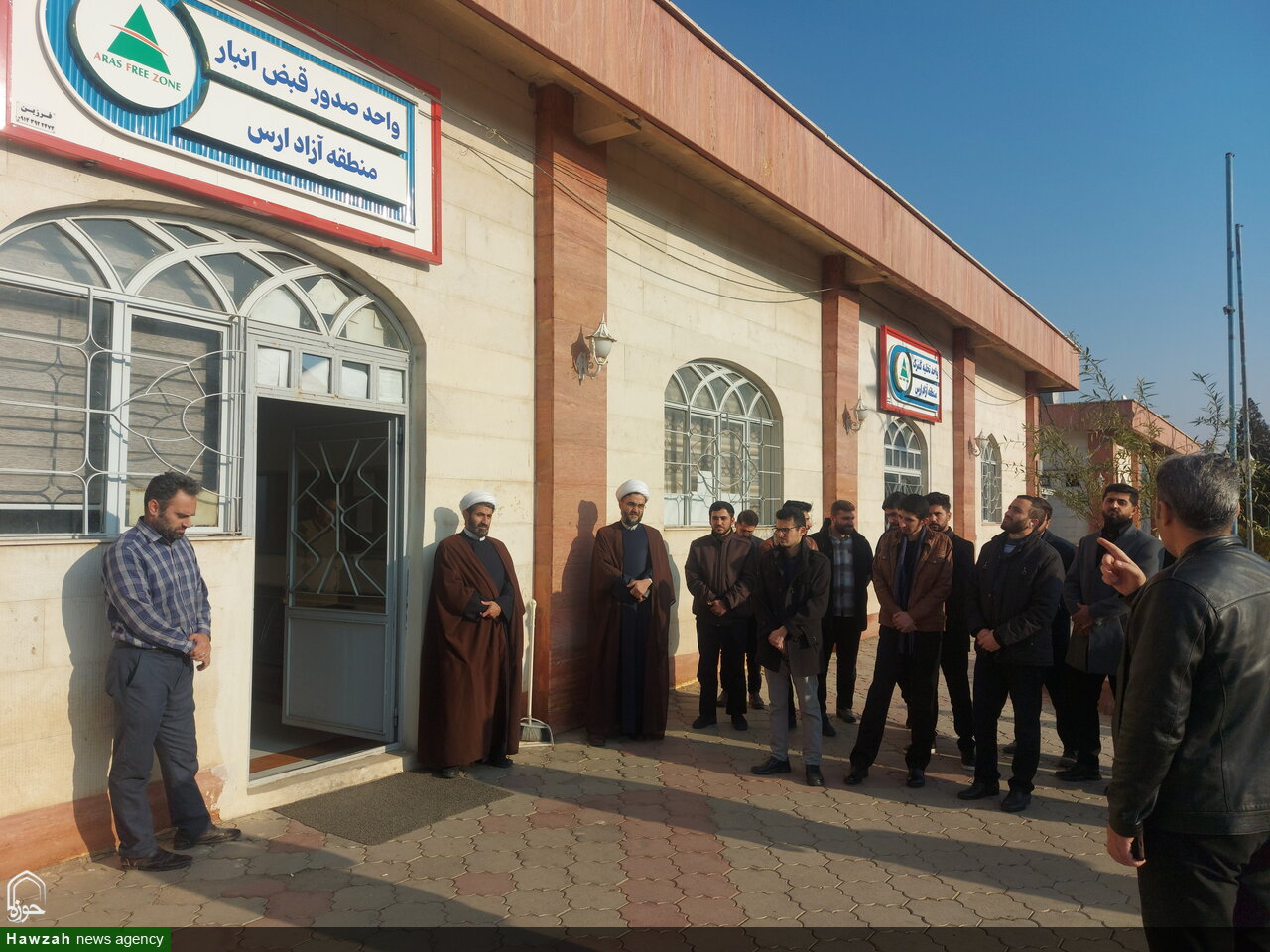 بازدید علمی طلاب مرکز تخصصی علامه امینی(ره) تبریز از منطقه آزاد ارس