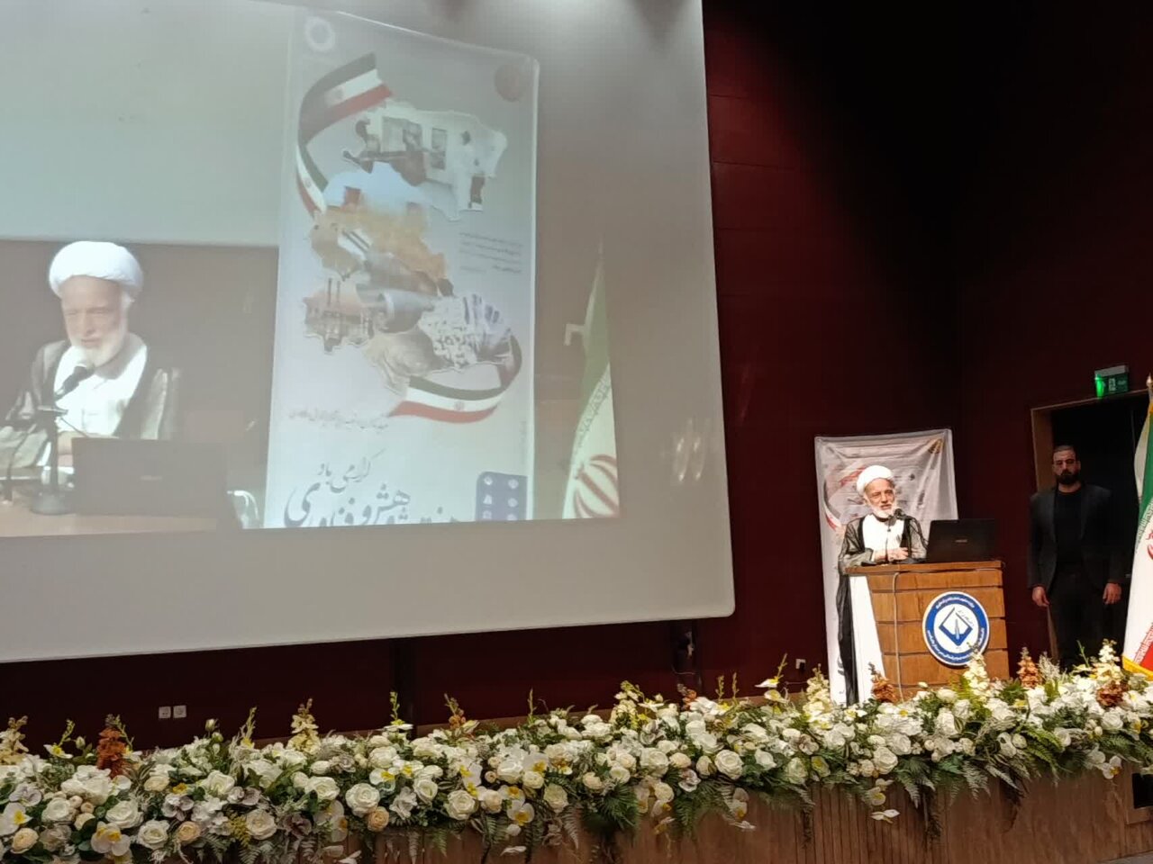 پژوهش، شناخت عالم هستی و تحول در معارف دینی راهبرد آینده‌سازی است