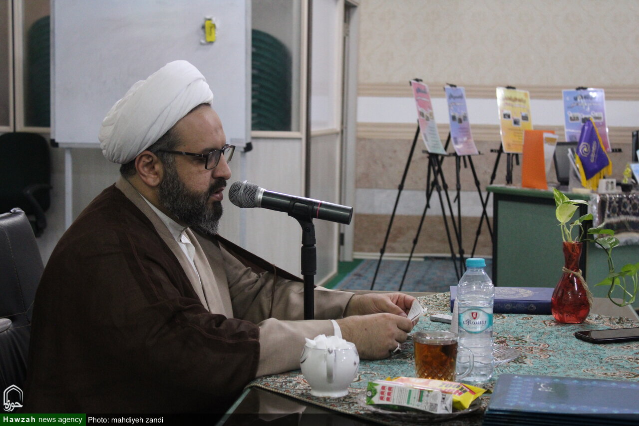 پژوهش، تلاشی روش مند برای حل معضل عملی است