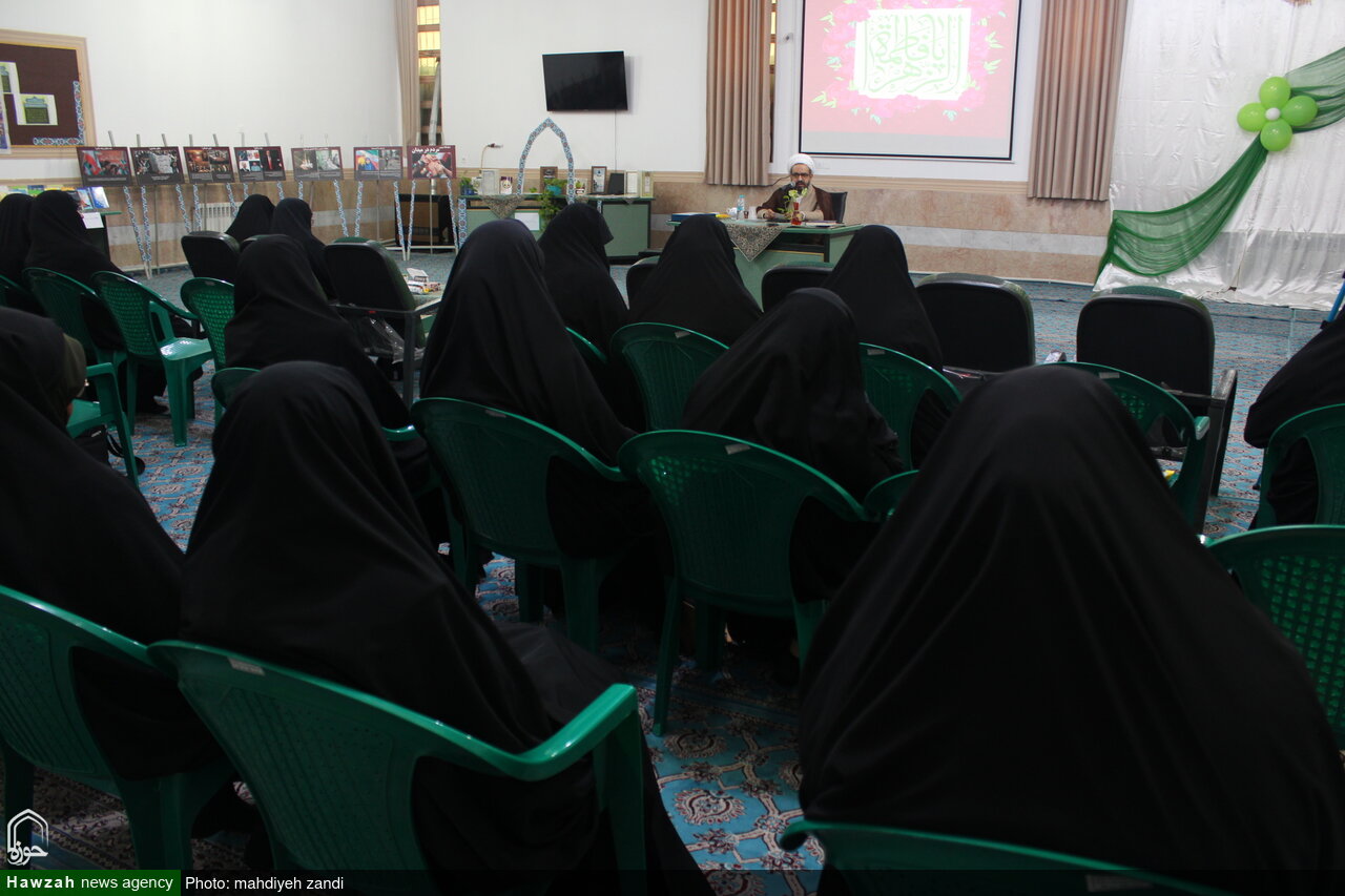 تصاویر/ آیین بزرگداشت هفته پژوهش به میزبانی حوزه علمیه خواهران‌ استان‌ کرمان