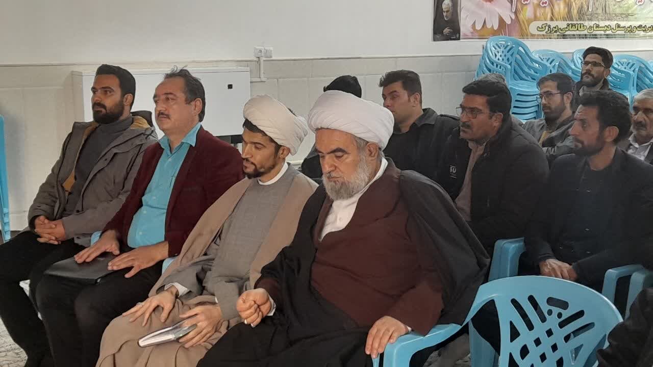 اعتکاف فرصتی ناب برای رشد معنوی فرد و جامعه است