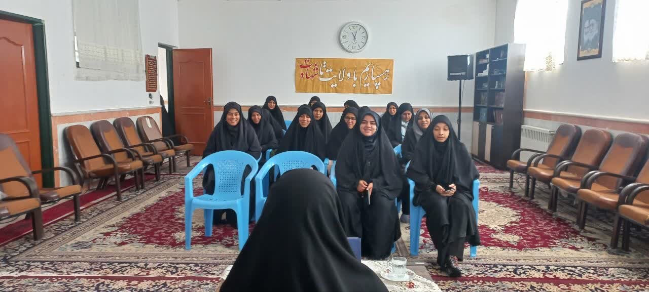 نشست پژوهشی مدرسه علمیه فاطمه الزهرا کشکوئیه