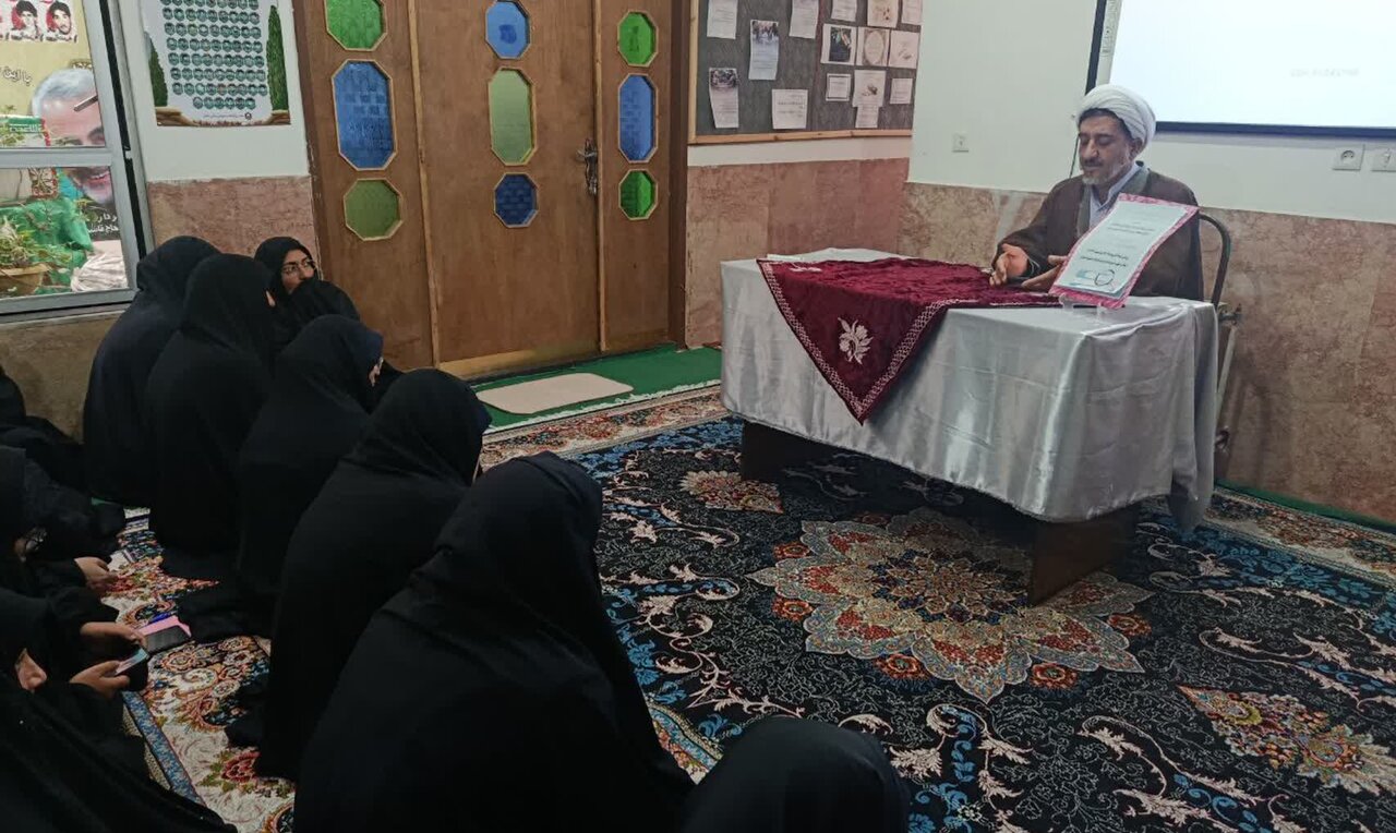 وابستگی به اقتصاد غربی مانع تحقق اقتصاد مقاومتی است+تصاویر