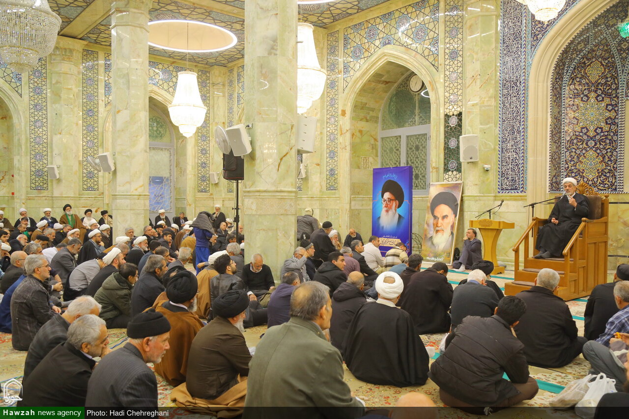 آیتاللهالعظمی گلپایگانی(ره) تضعیف رهبری را حرام میدانستند