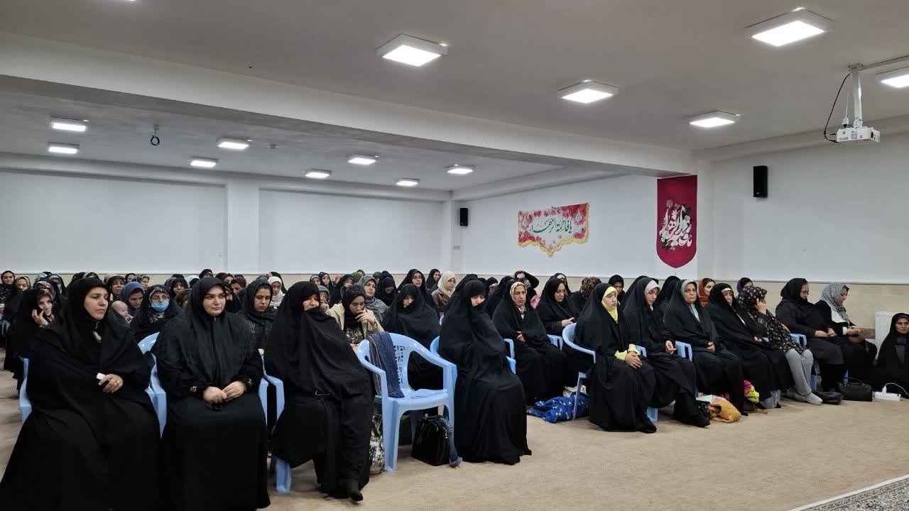 نشست اخلاقی در مدرسه علمیه زینب کبری سلام الله علیها ارومیه