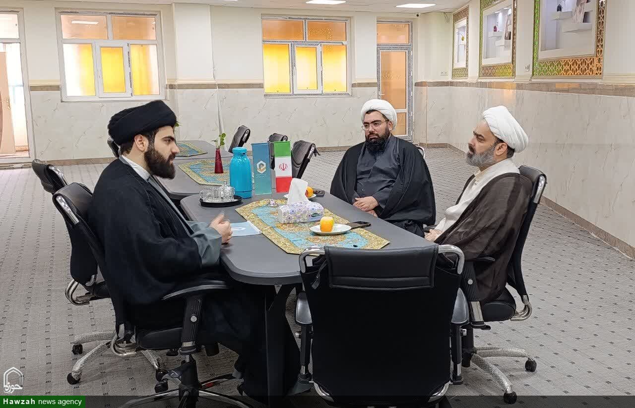 نشست مشترک معاون تبلیغ حوزه علمیه خوزستان و مسئول مرکز رسانه حوزه علمیه خوزستان برگزار شد