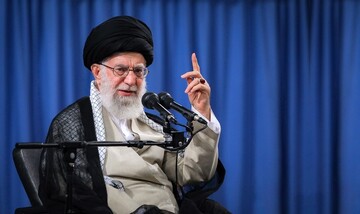 حوزه‌ی تنها و دانشگاهِ تنها، کفاف نیازهای جامعه را نمی‌دهند