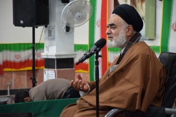 تصاویر/جلسه اخلاق آیت الله مهدوی با مدیران ادارات، طلاب و روحانیون آران و بیدگل