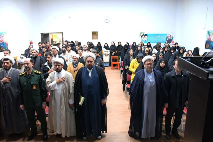 تصاویر/ مرتسم گرامی‌داشت وحدت حوزه و دانشگاه در تکاب