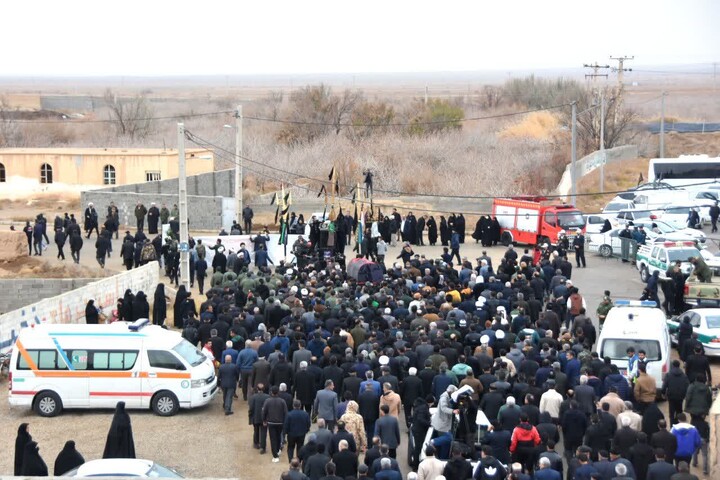 تصاویر/ مراسم تشییع و تدفین پیکر آیت‌الله سید محمد شاهچراغی در روستای حسن‌آباد دامغان