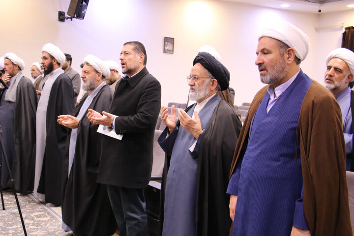 تصاویر| همایش وحدت حوزه و دانشگاه در اصفهان