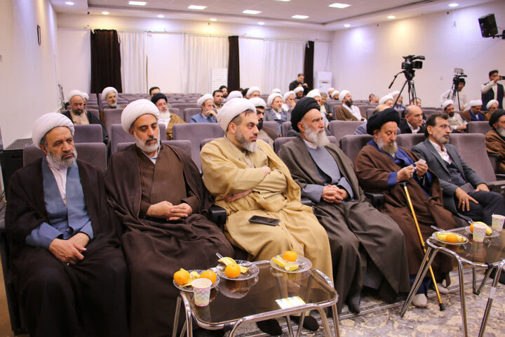 تصاویر| همایش وحدت حوزه و دانشگاه در اصفهان